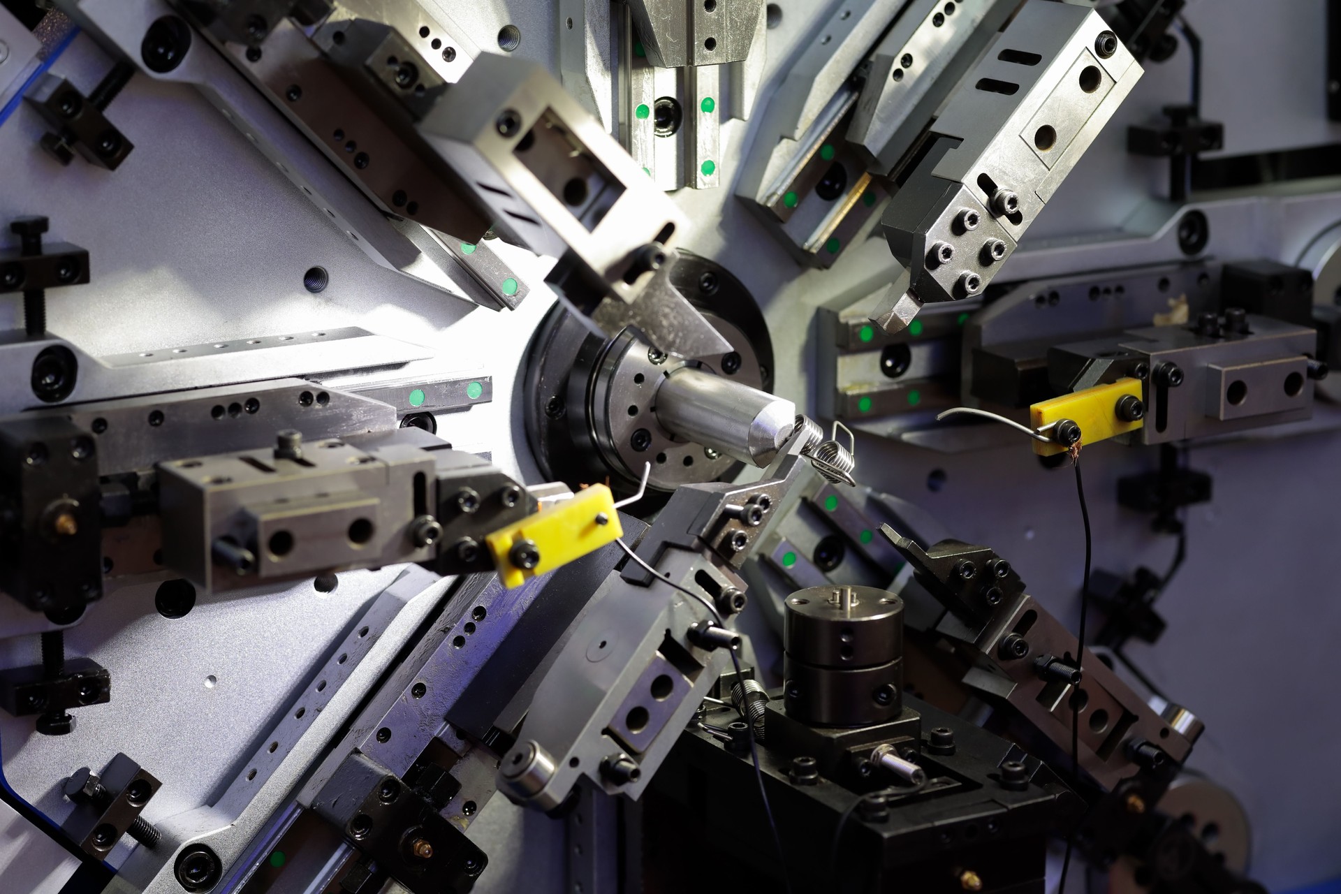 automatic CNC spring coiling machine close up